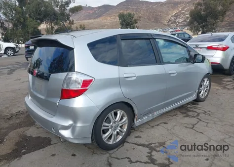 2011 Honda Fit Sport из США, поврежденный, VIN JHMGE8H55BC012885